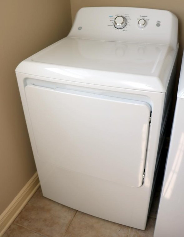 GE 7.2 cu. ft. electric dryer