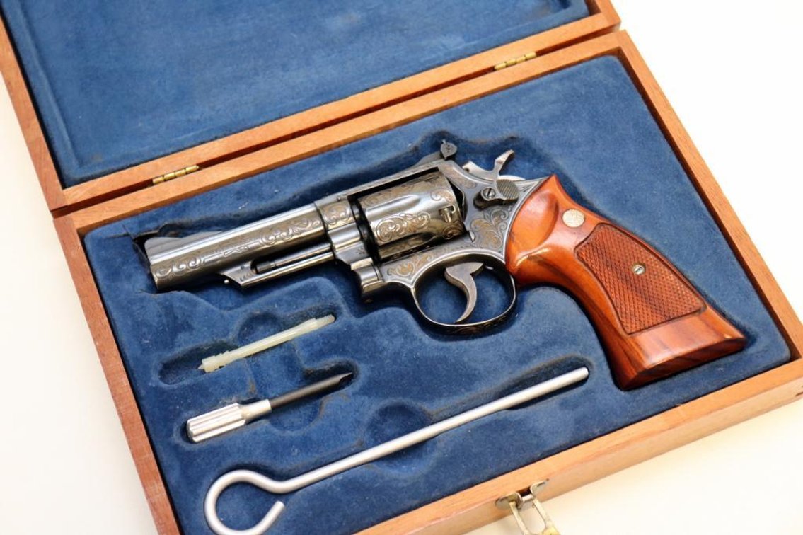 Smith & Wesson .357 cal fully engraved Combat Magnum, model 19-3