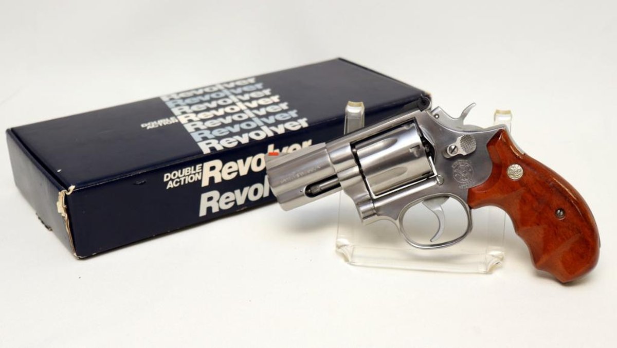 Smith & Wesson .357 cal "The Distinguished Combat Magnum," model 686