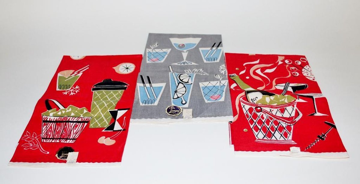 Vintage Linen Tea Towels