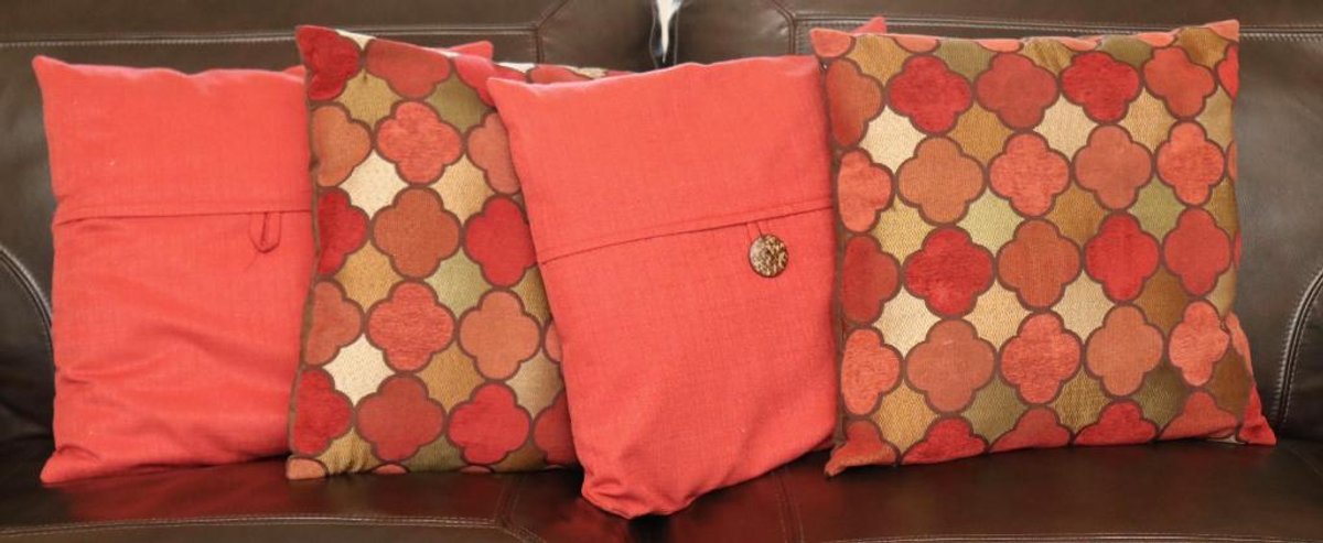 (2) Pairs Accent Pillows