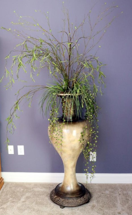 Palace Size Urn From Homearama