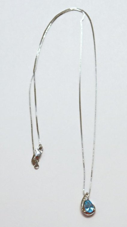 10K white gold necklace with topaz and diamonds