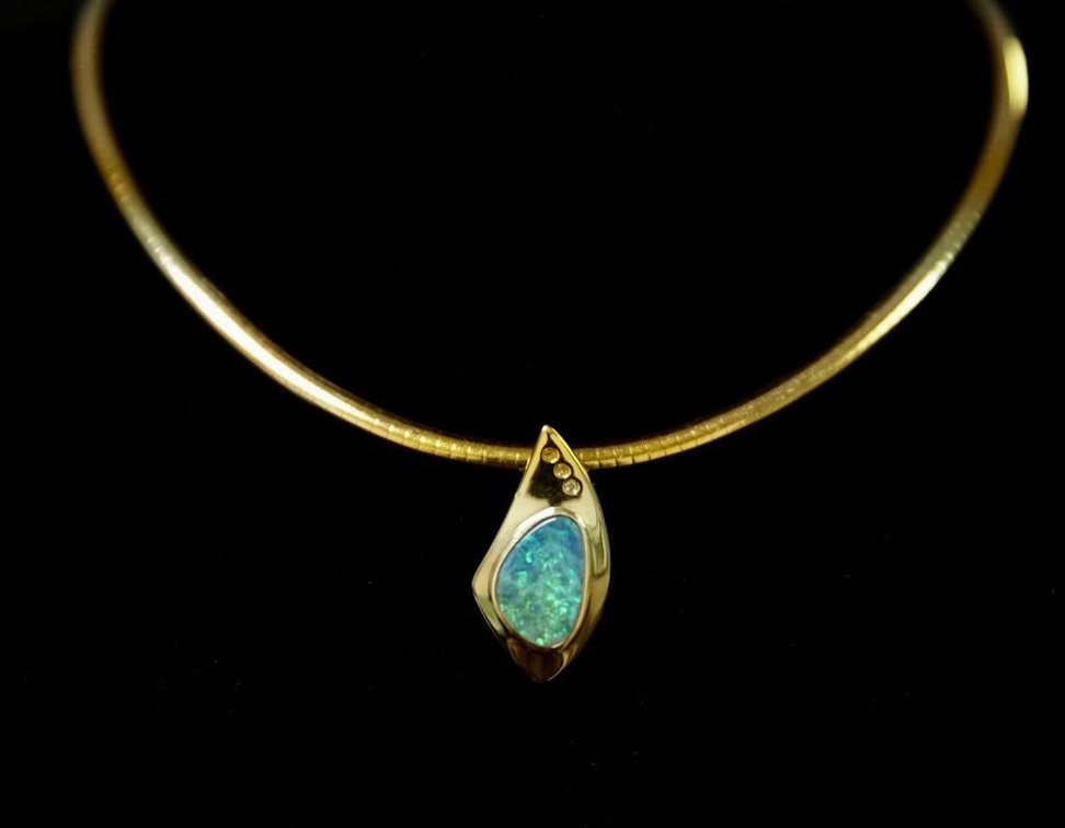 14k Gold Omega Opal Necklace