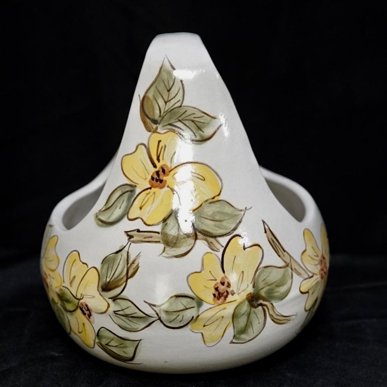 Louisville Stoneware hanging planter with yellow flower