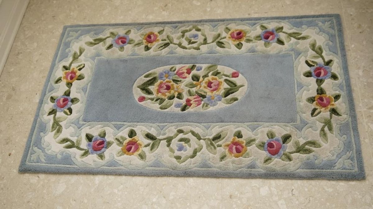 Light Blue Accent Rug