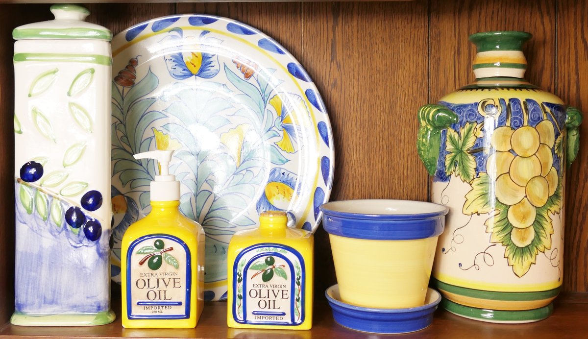 Decorative Ceramic Items