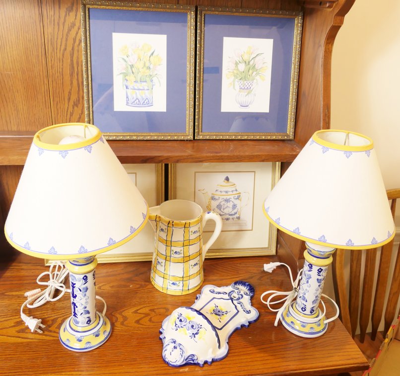Blue, White and Yellow Decor