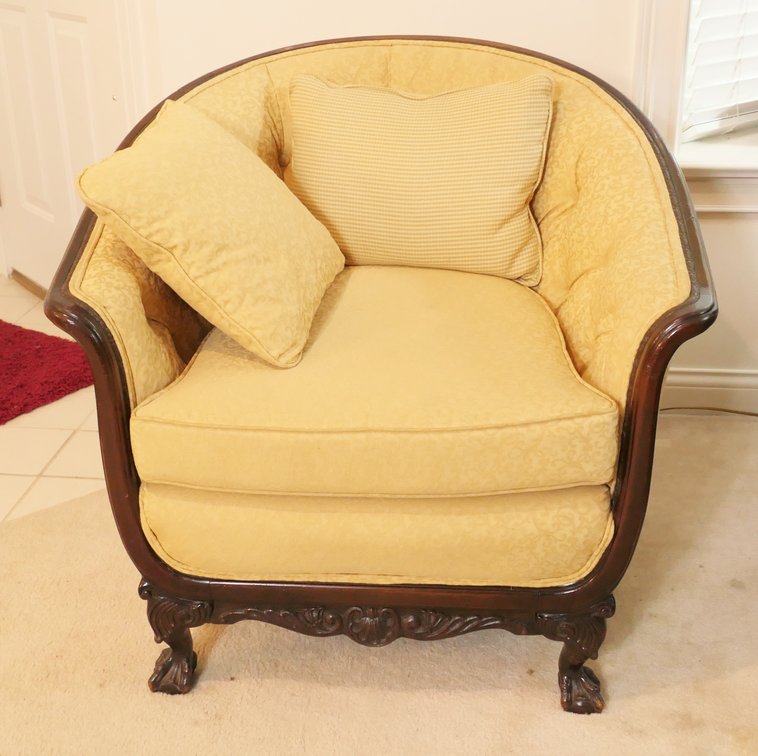 Chippendale Style Barrel Chair