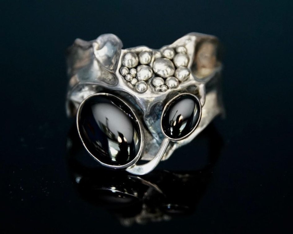 Handmade Sterling and Black Onyx Bracelet