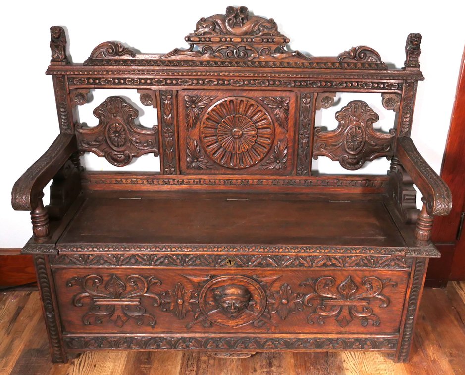 Antique French Oak Hall Bench with Carved Lion