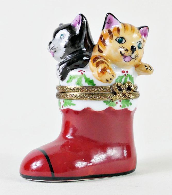 Limoges France Kitten Trinket Box