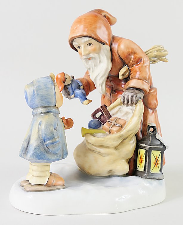 Goebel Nickolaustag Figurine
