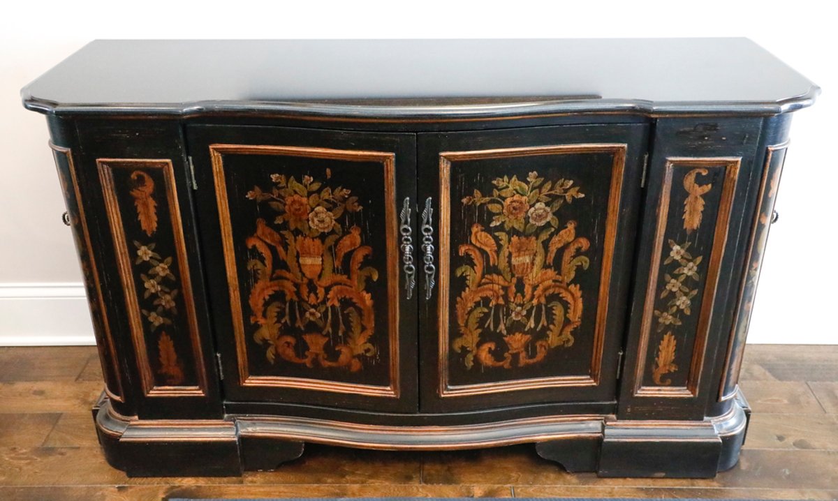 Image for Beautiful Downsizing Auction in Norton Commons