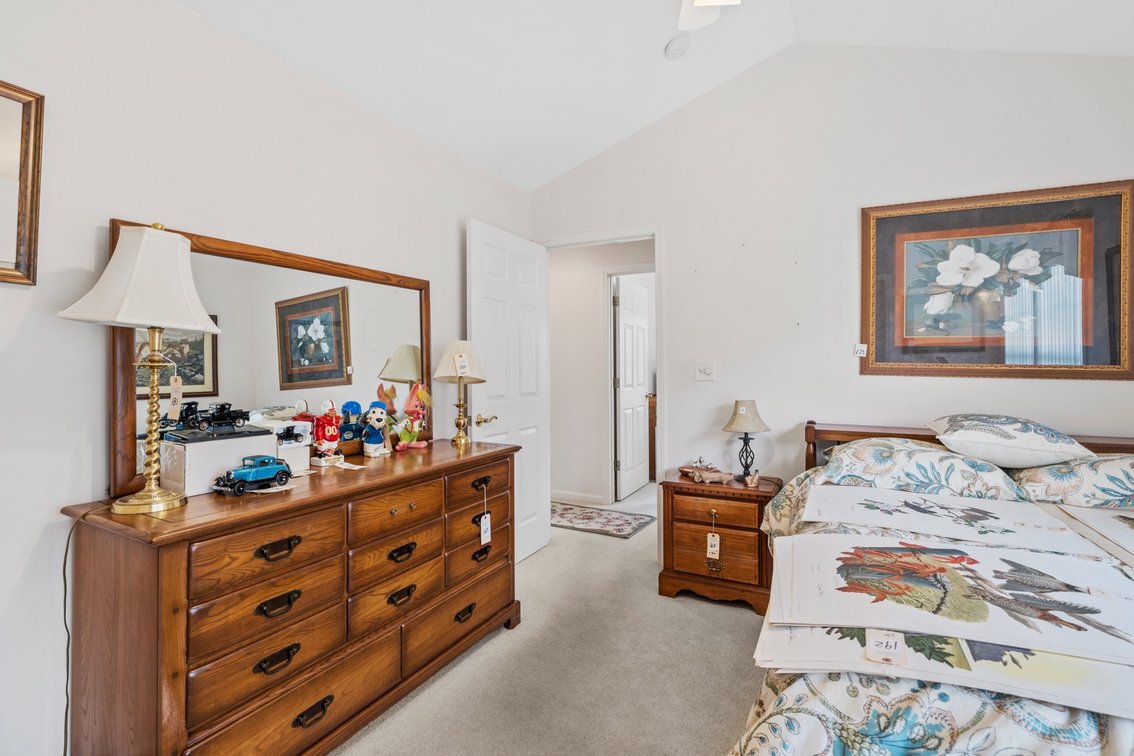 Image for Absolute Real Estate Auction in River Pointe