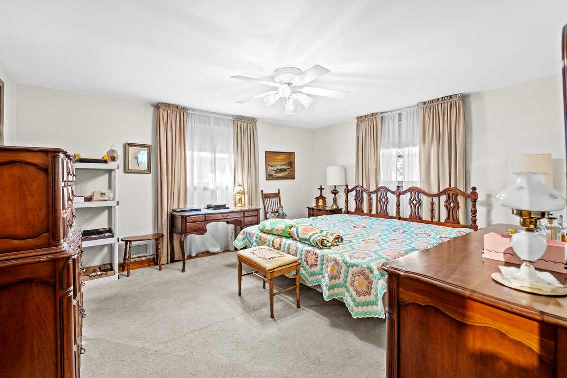 Image for Absolute Real Estate Auction off Newburg Rd.