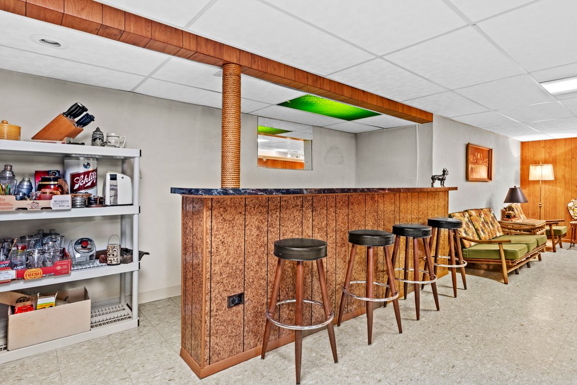 Image for Absolute Real Estate Auction off Newburg Rd.