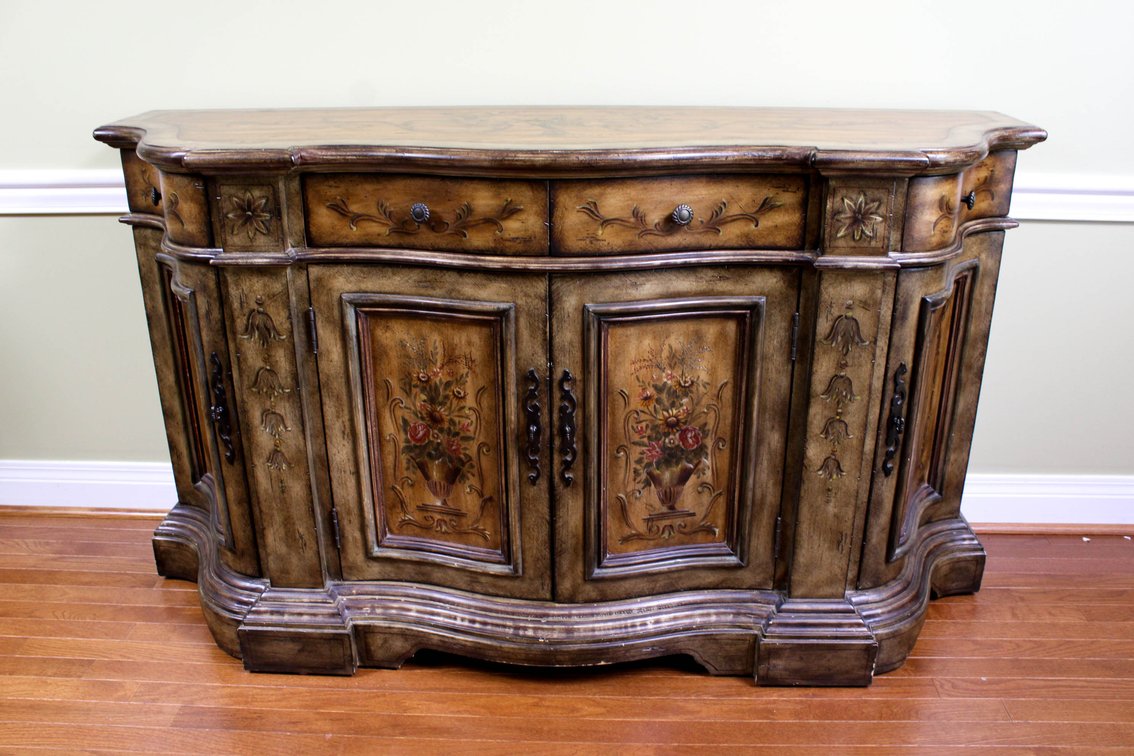 Image for Downsizing Auction in Oxmoor Woods