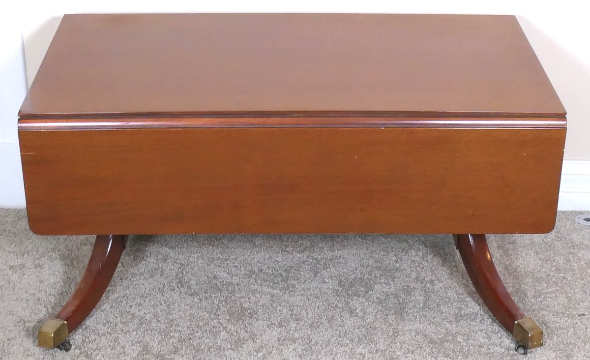 Adjustable Duncan Phyfe Style Coffee Table