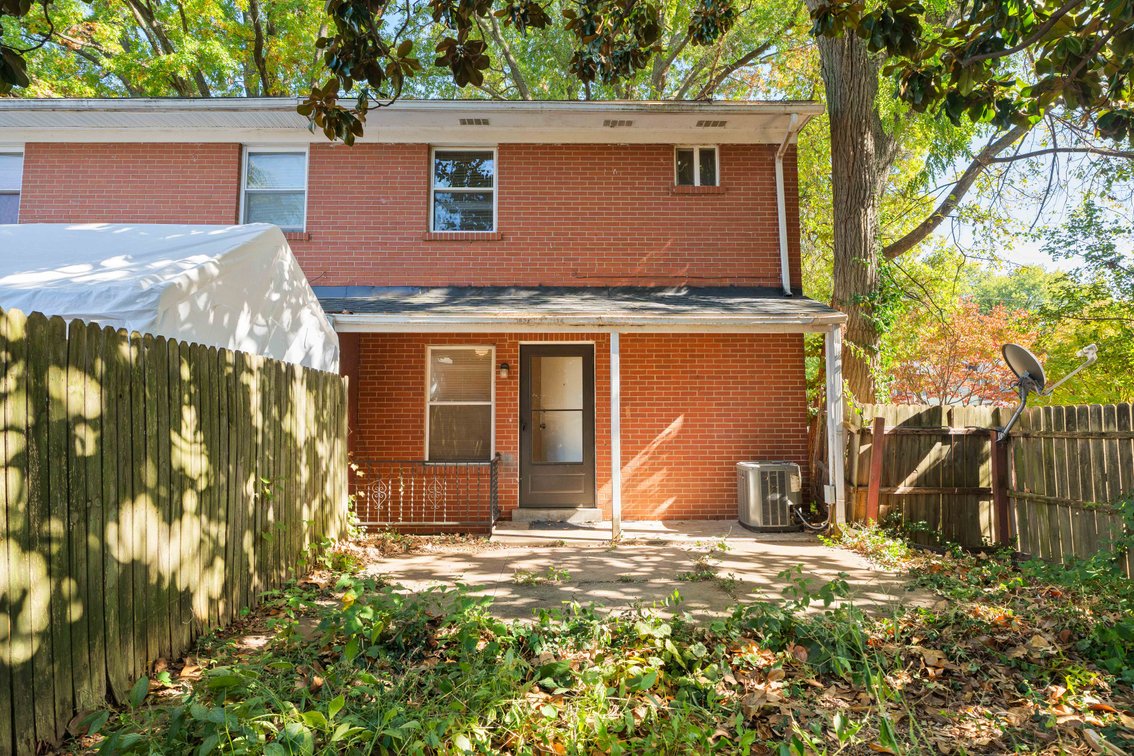 Image for Absolute Real Estate Auction: Townhome in Clifton Heights