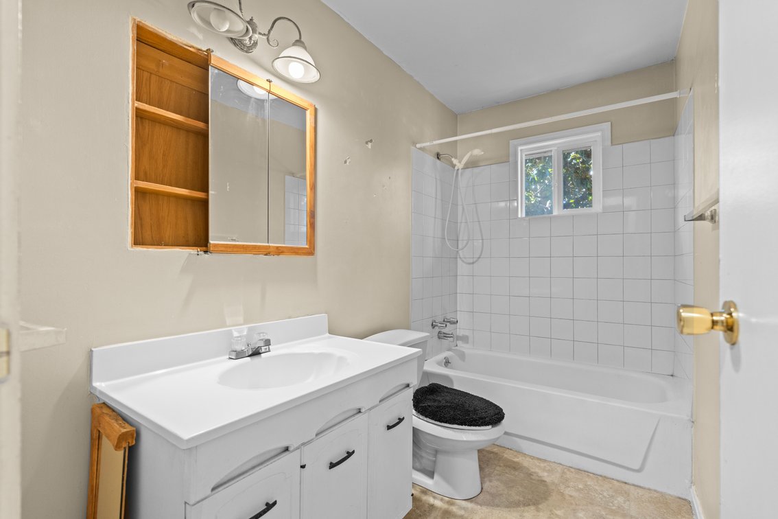Image for Absolute Real Estate Auction: Townhome in Clifton Heights