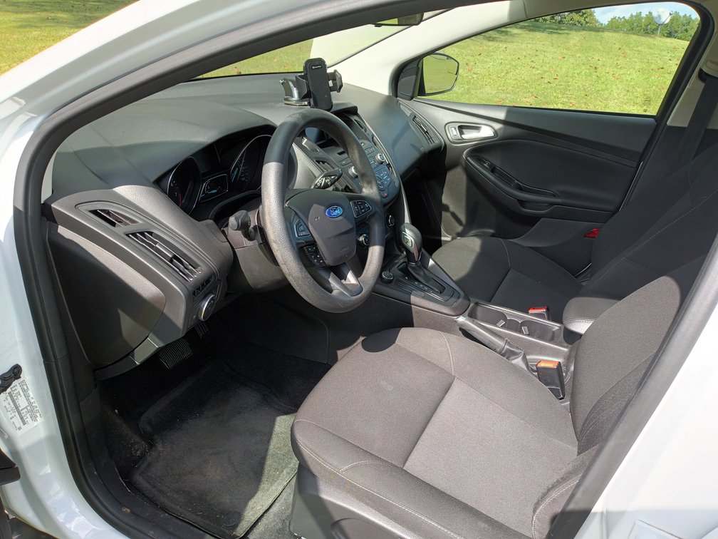 Image for 2017 Ford Focus SE - Low Mileage, Well-Maintained