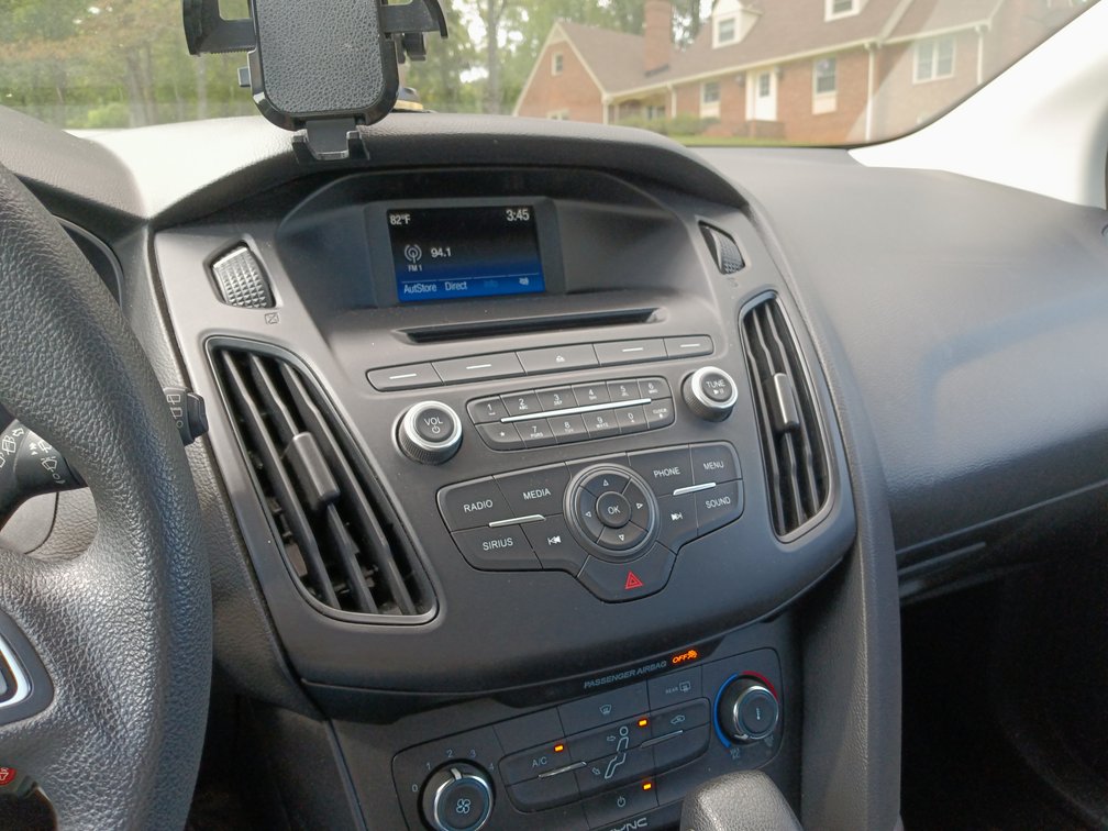 Image for 2017 Ford Focus SE - Low Mileage, Well-Maintained