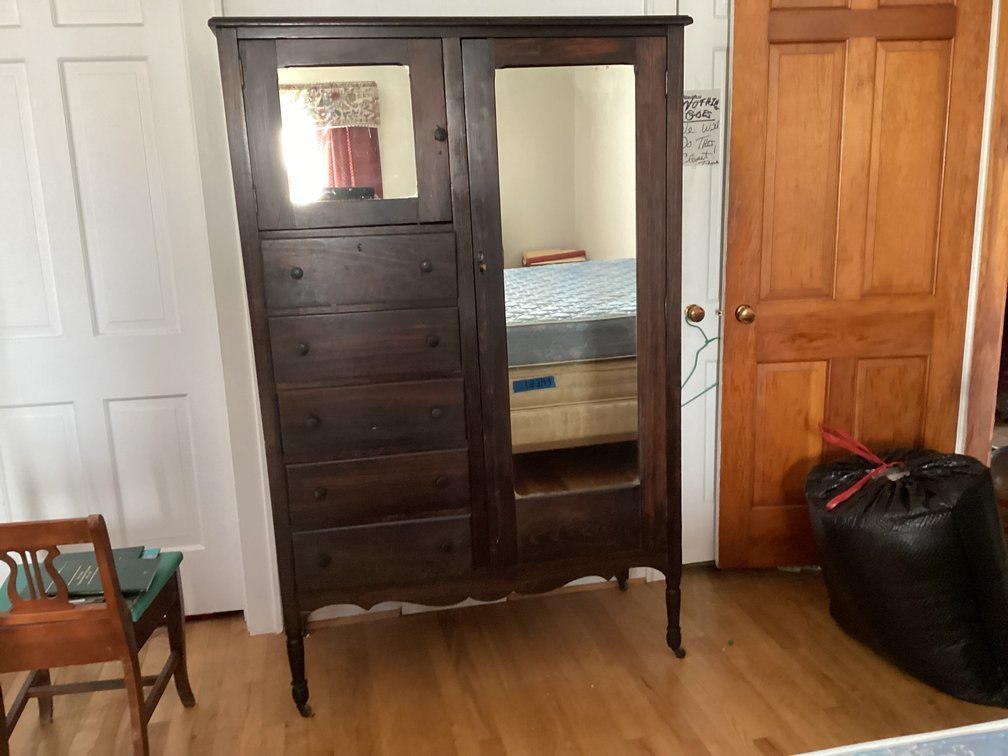 Image for Chifforobe with Hatbox