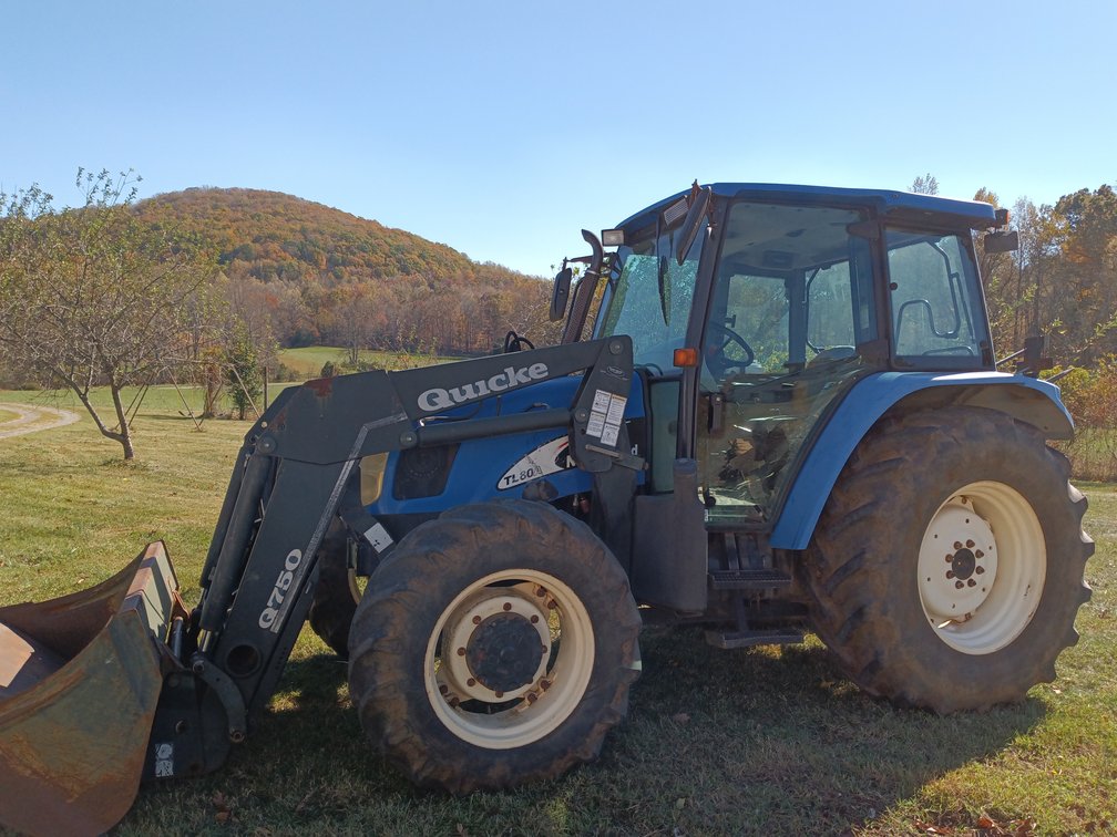 Image for New Holland TL 80 A - Enclosed cab with heat & air - 1008 Hours (Hours can not be guaranteed) Sold 