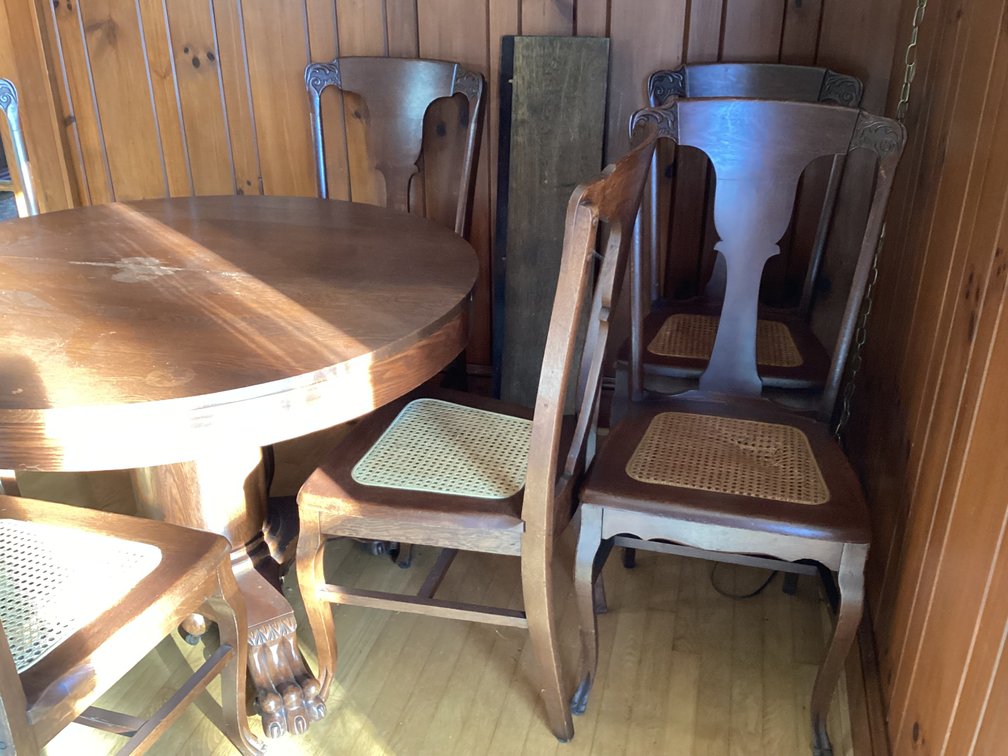 Image for Oak Table w/6 Chairs