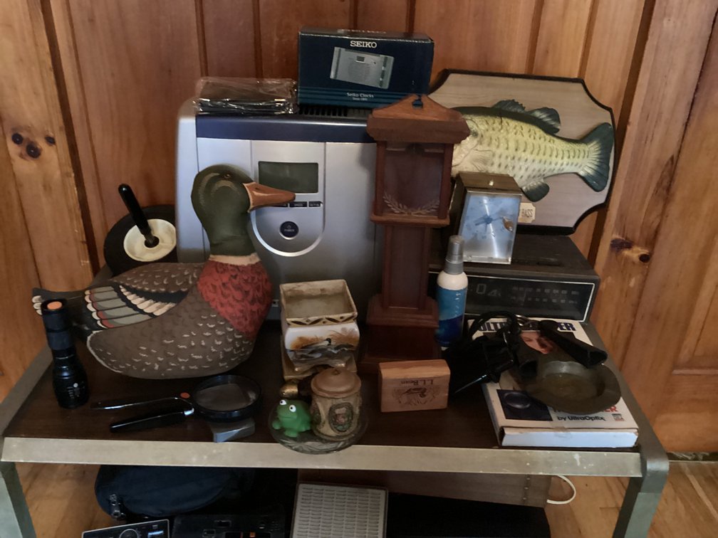 Image for Large Lot of Decor and Electronic Items