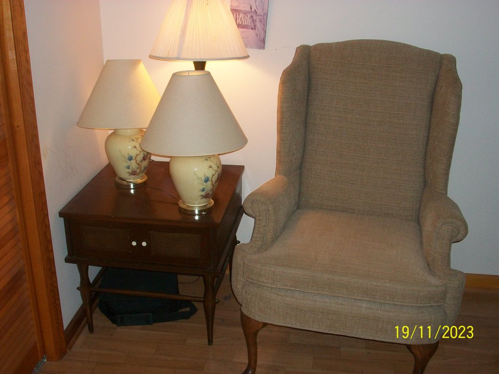 Image for Chair, table, and 3 lamps