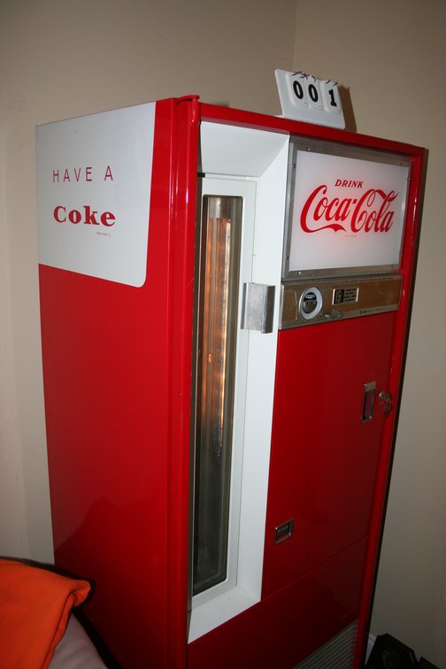 Image for Coca Cola Machine - The Vendo Company Kansas City - Excellent - Model # H90A - Serial # 9052902