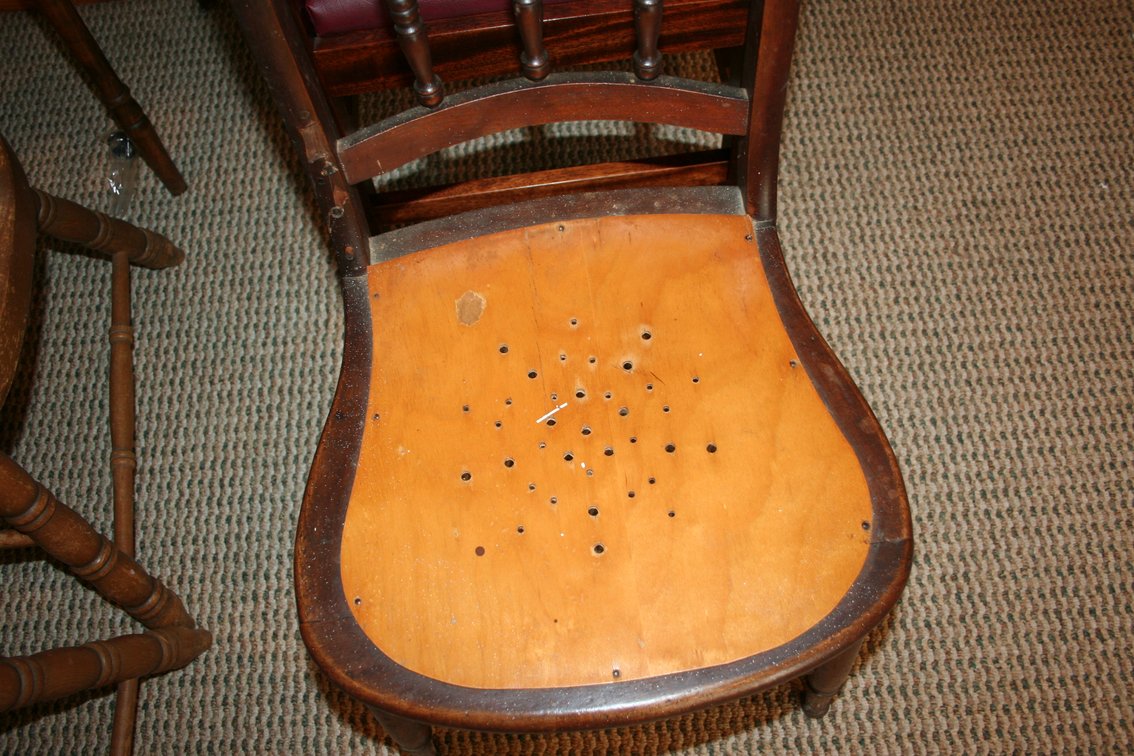 Image for Antique Wooden Chair - Turned Legs