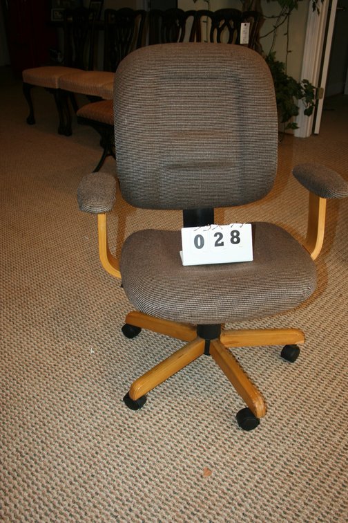 Image for Vintage Swivel Office Chair