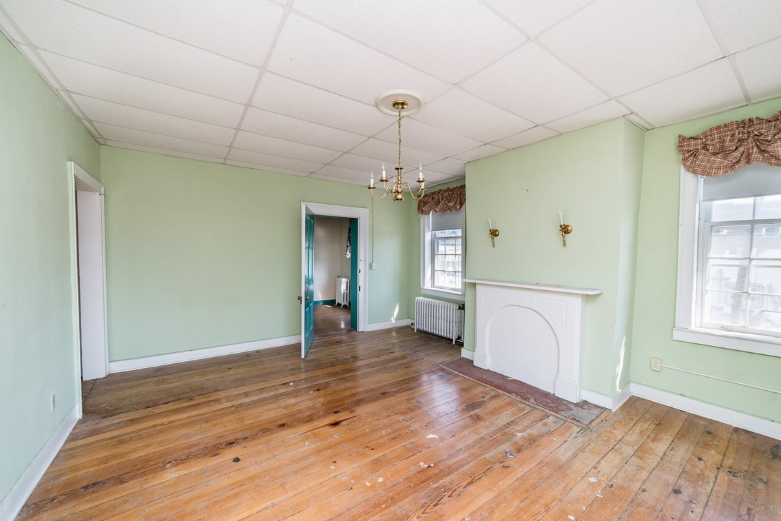 Image for NICHOLS TAVERN - FOR LEASE - 501 MADISON STREET, LYNCHBURG, VA  24504