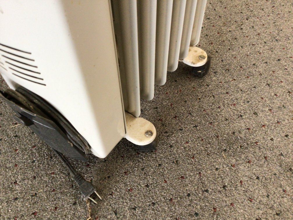 Image for Oil heater - DeLonghi