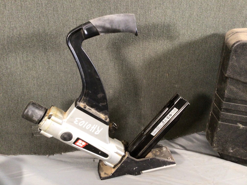 Image for Grip Rite carpet nailer