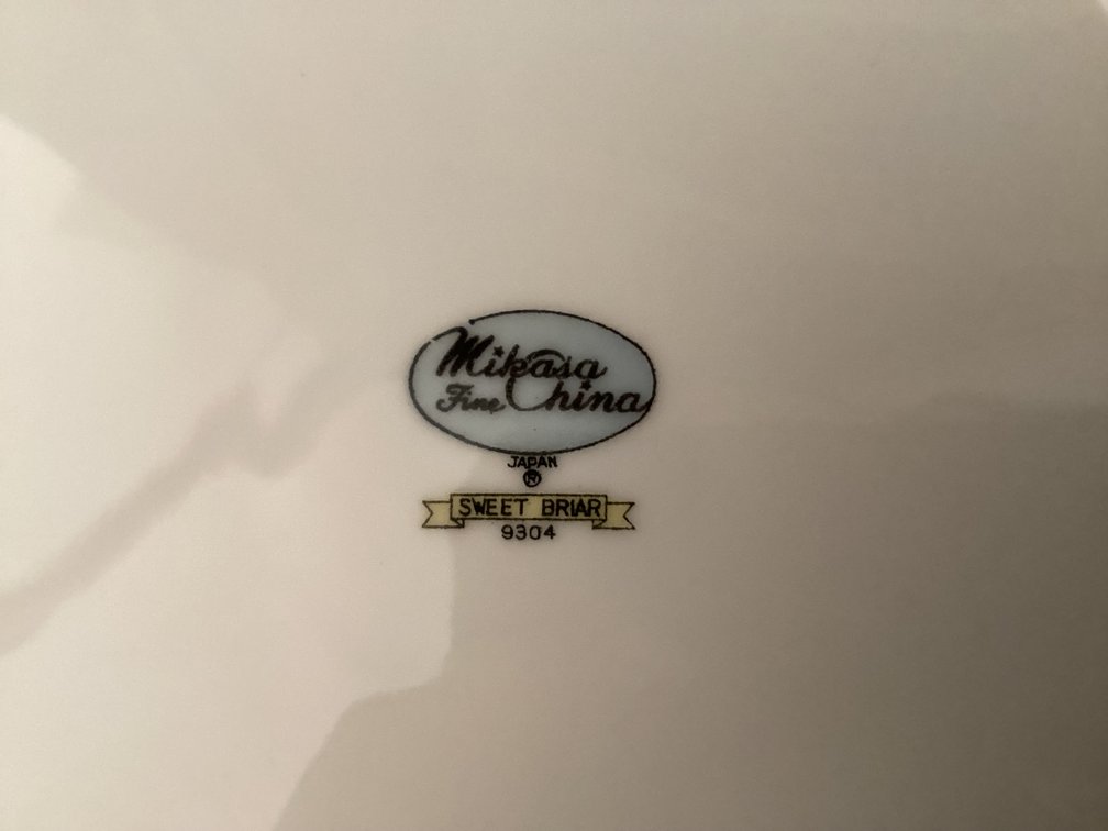 Image for Mikasa “Sweet Briar” china - Sec for 8