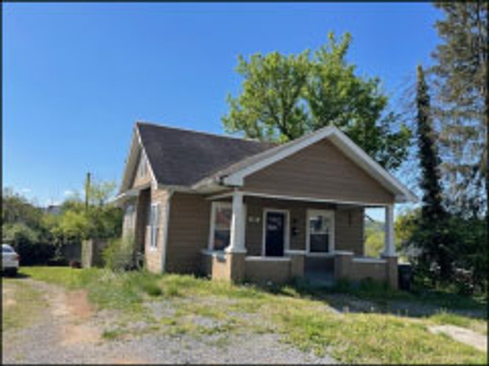 Image for Auction #6: 1006 Lawrence Ave., Bristol, Virginia