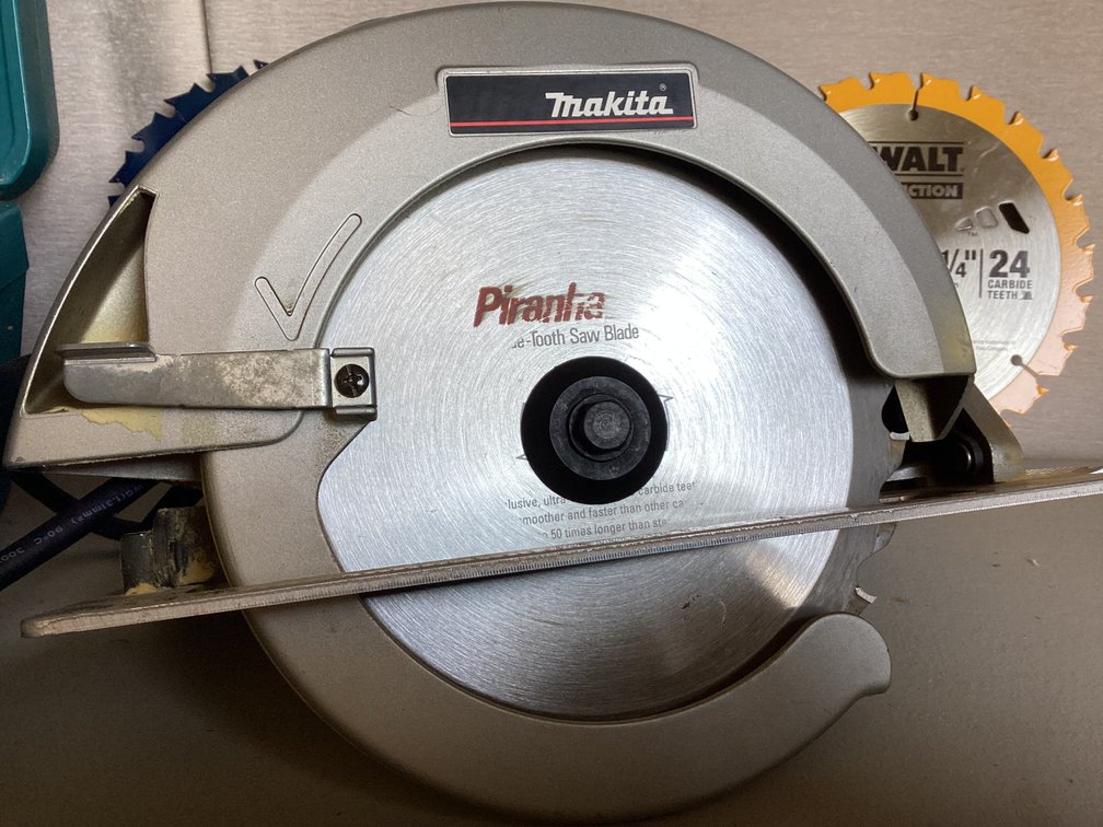 Image for Mikita Circular Saw