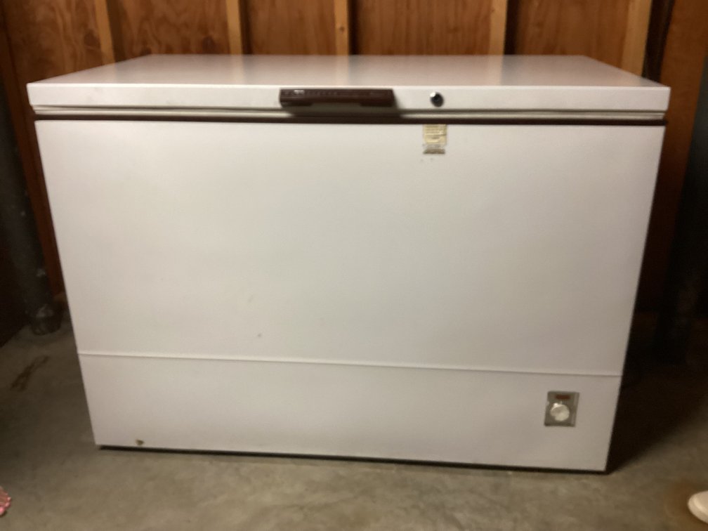 Image for Amana Chest Freezer