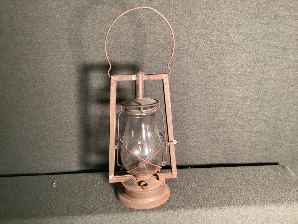 Image for Dietzen Victor Lantern