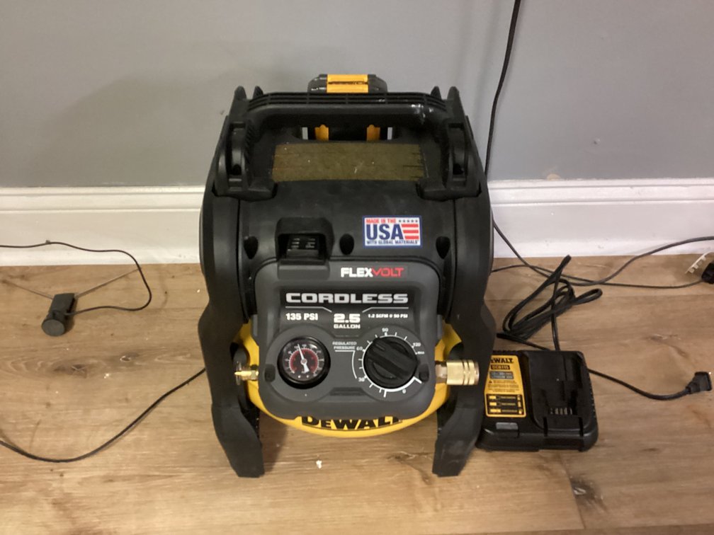 Image for DeWalt Flex Volt Cordless Compressor