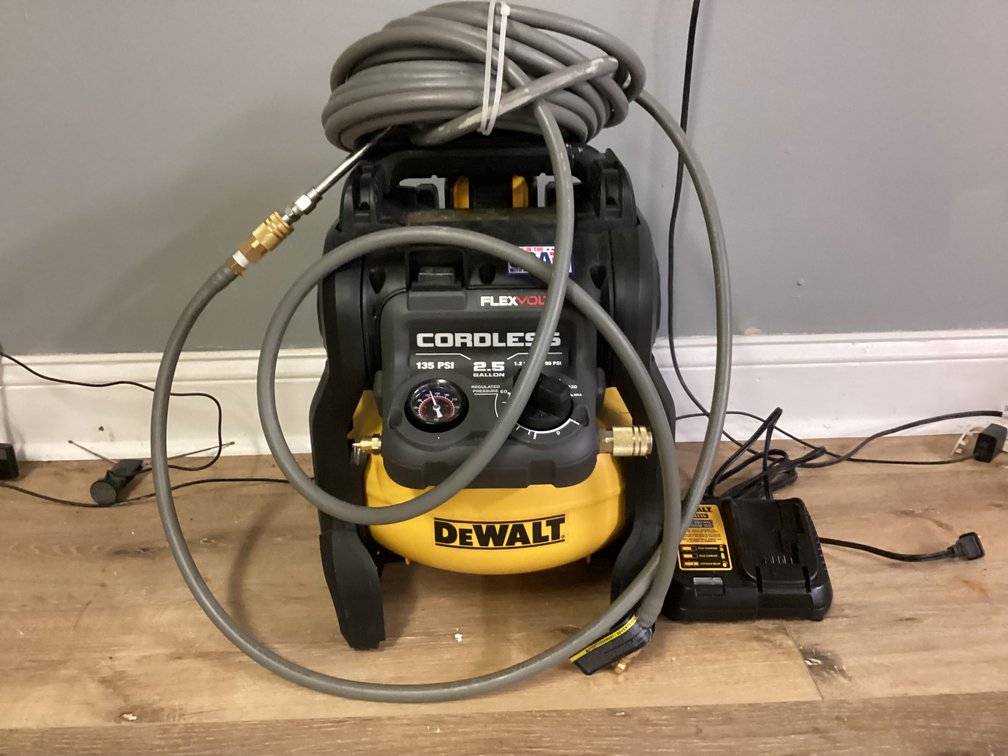 Image for DeWalt Flex Volt Cordless Compressor