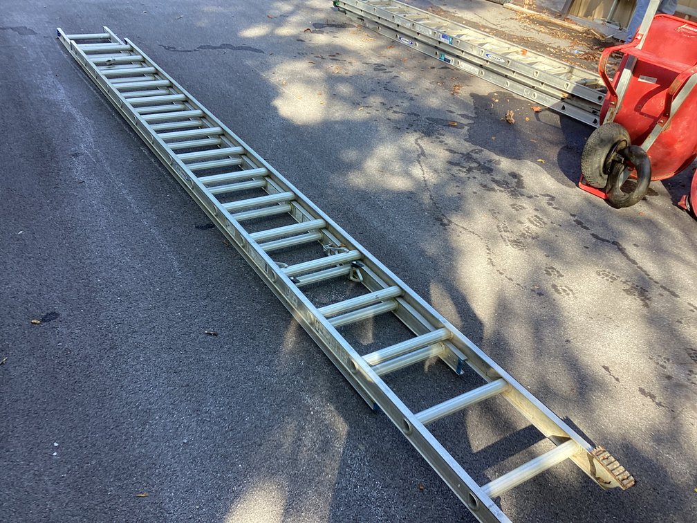 Image for 32’ Extension Ladder