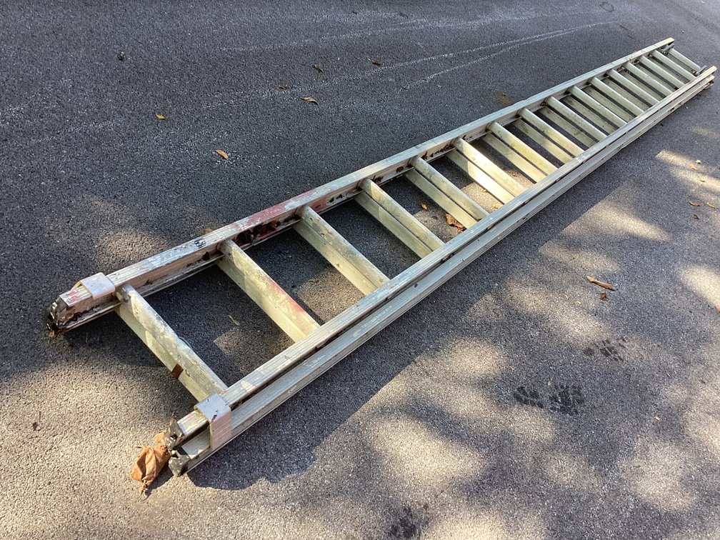 Image for 32’ Extension Ladder