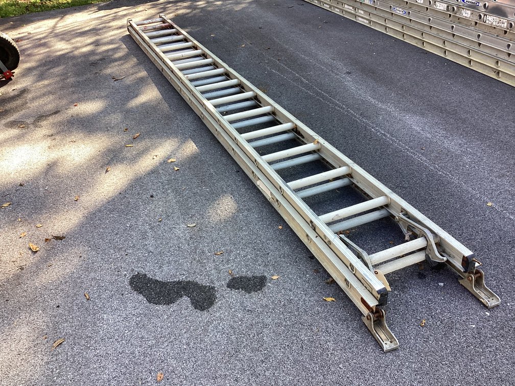 Image for 32’ Extension Ladder