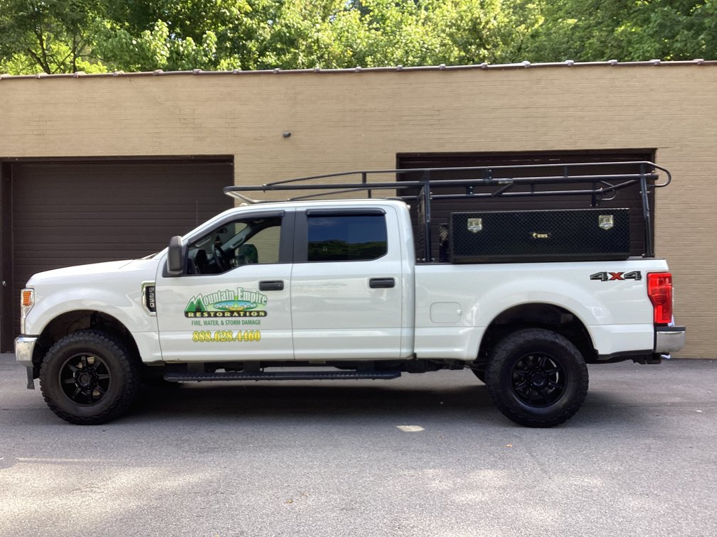 Image for 2021 Ford F250 XL Crew Cab Pick Up with Tool Boxes