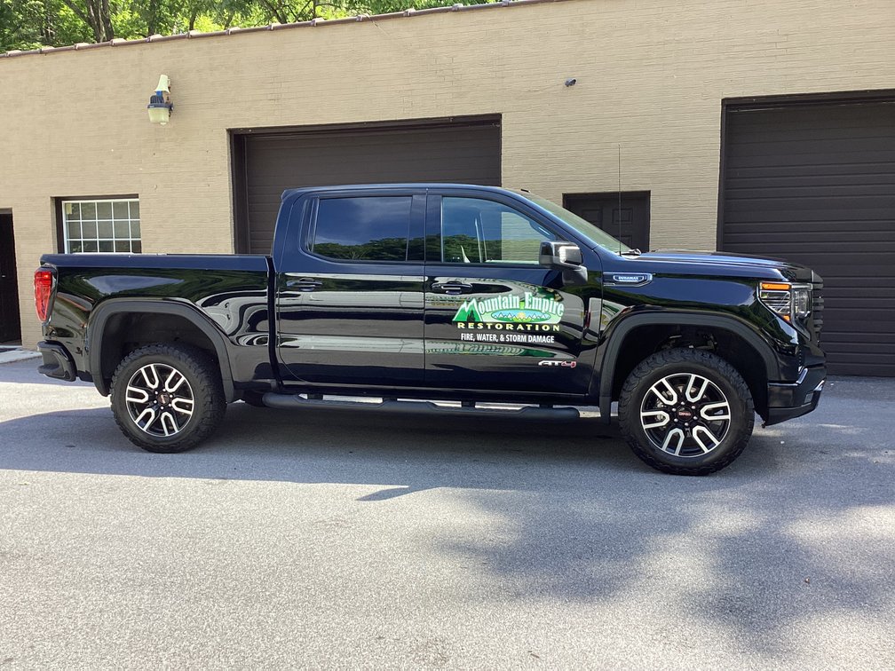 Image for 2022 GMC Sierra Crew Cab Pick up 1500 AT 4 with DuraMax Diesel